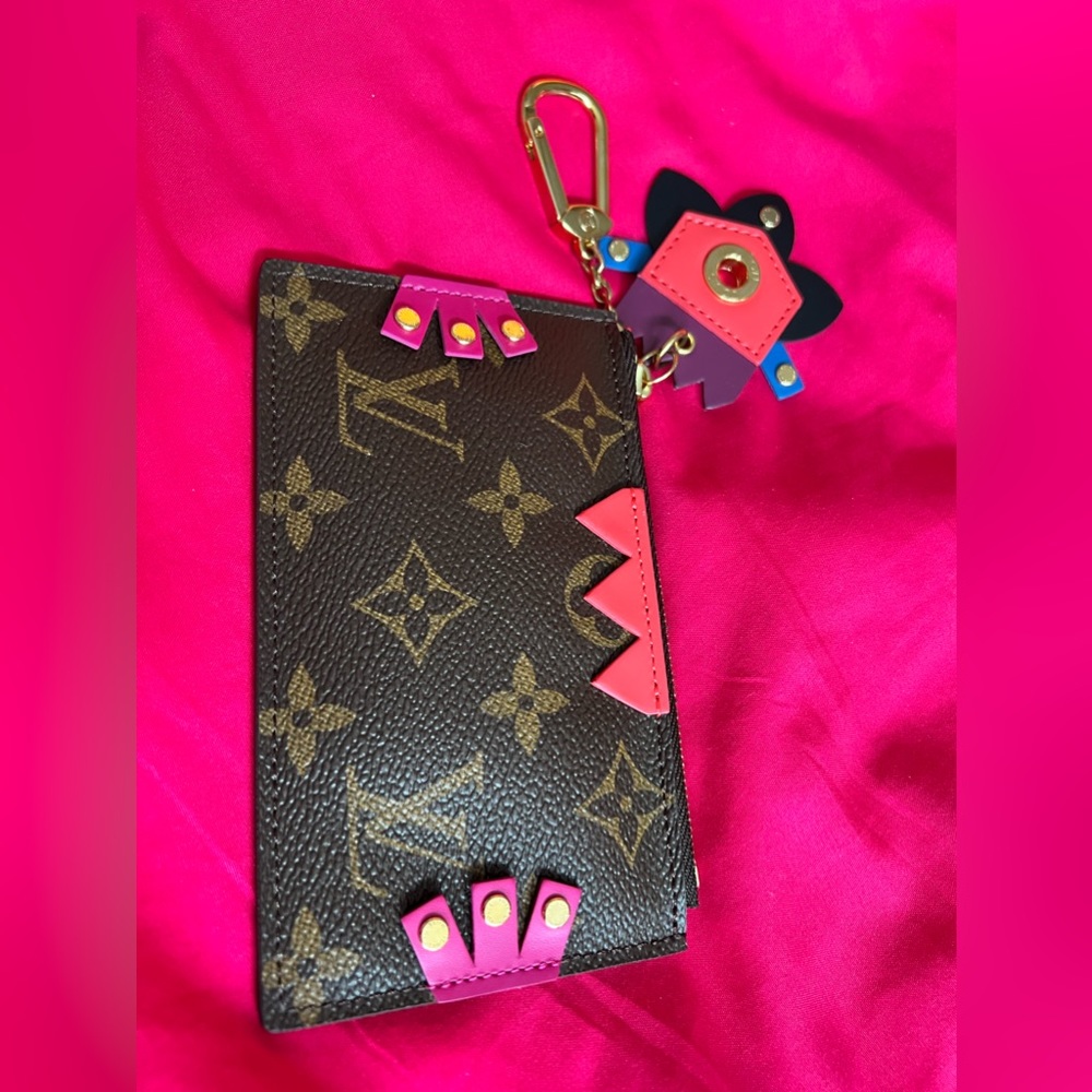 Louis Vuitton Totem Key Cles